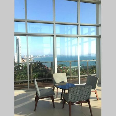 Stunning Seaview Suite Bãi biển Jomtien Ngoại thất bức ảnh