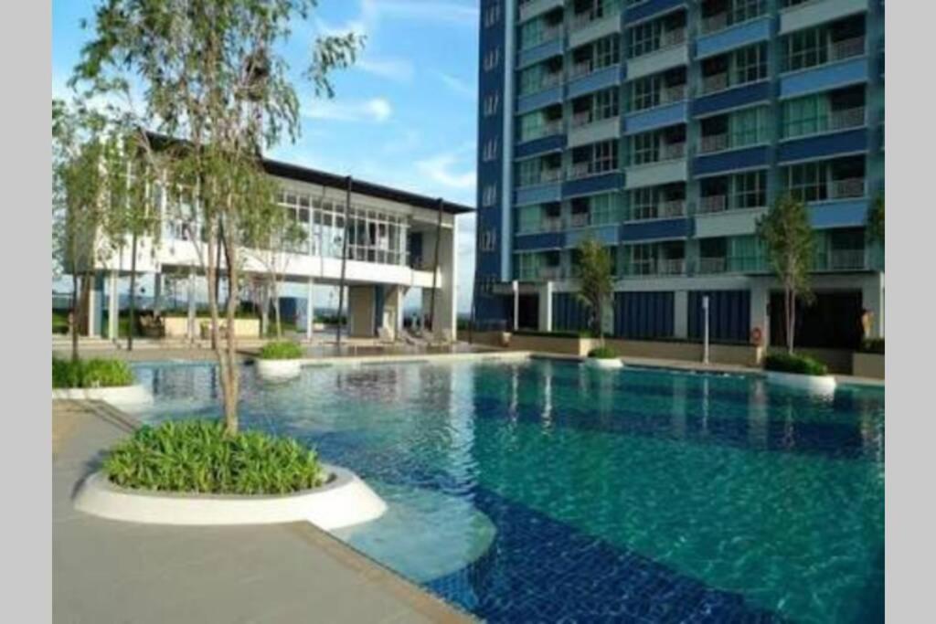 Stunning Seaview Suite Bãi biển Jomtien Ngoại thất bức ảnh