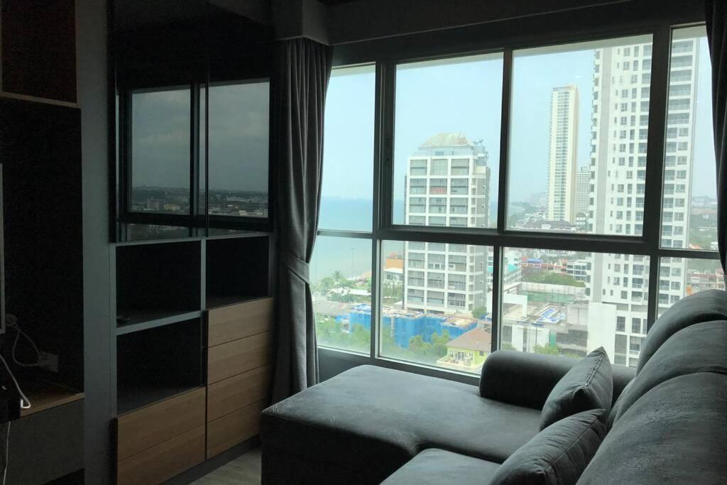 Stunning Seaview Suite Bãi biển Jomtien Ngoại thất bức ảnh