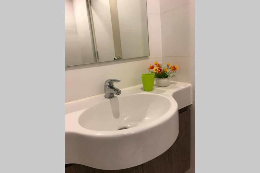 Stunning Seaview Suite Bãi biển Jomtien Ngoại thất bức ảnh